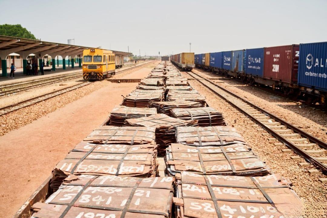 美媒彻底撕下伪装：公开鼓吹“瓜分非洲”，对抗中国！


“我们终于做对了！”——