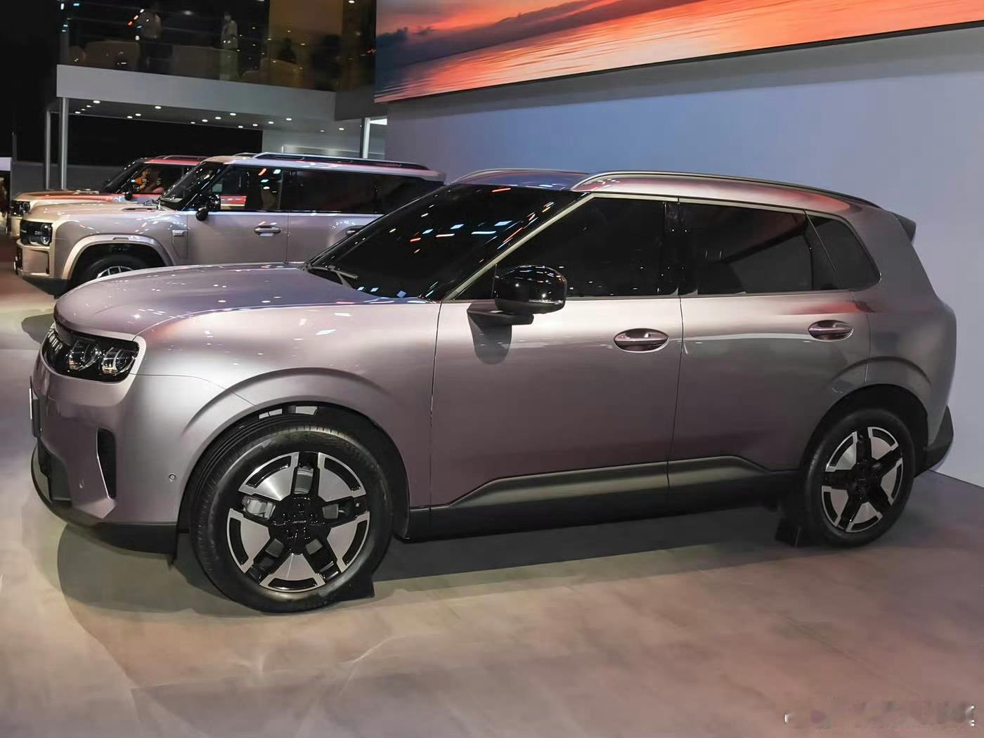 2026成都车展【捷途环游者首发 纯电方盒子SUV】新车定位为一款紧凑型SUV，