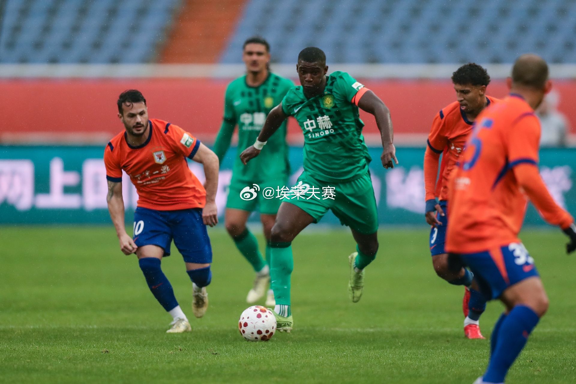 北京国安北京国安 法比奥：“路途或许漫长，但每一步都值得 🙏💪🏿⚽️ 感谢