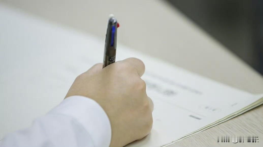 关于教育减负部分地区将在2027年起将生物、地理不再计入中考总分的消息，对我们普