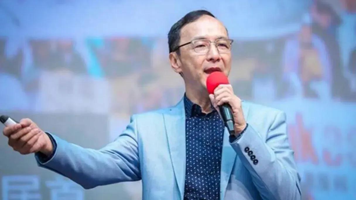 朱立伦可能是民进党奸细，就为搞倒国民党！
9日，国民党主席朱立伦在中常会上公开表
