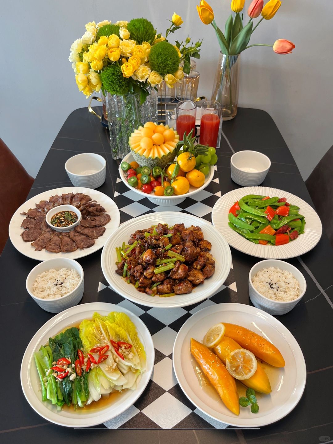 当厨房的灯亮起来，房子才会变成家