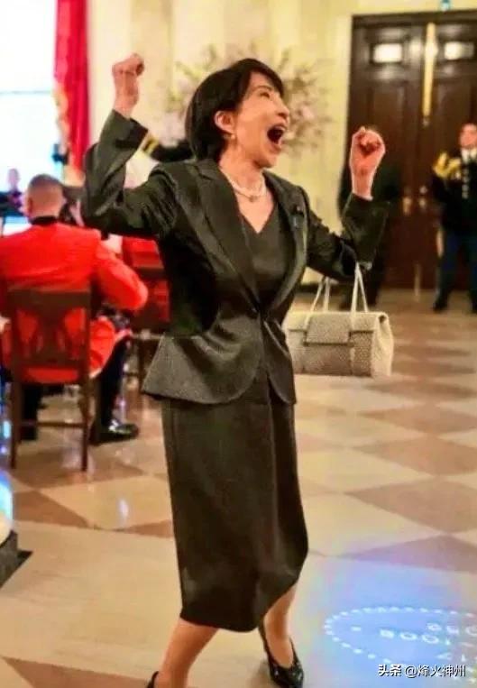 德国军事博主Jürgen Nauditt今天（北京时间3月21日）写道：“日本民