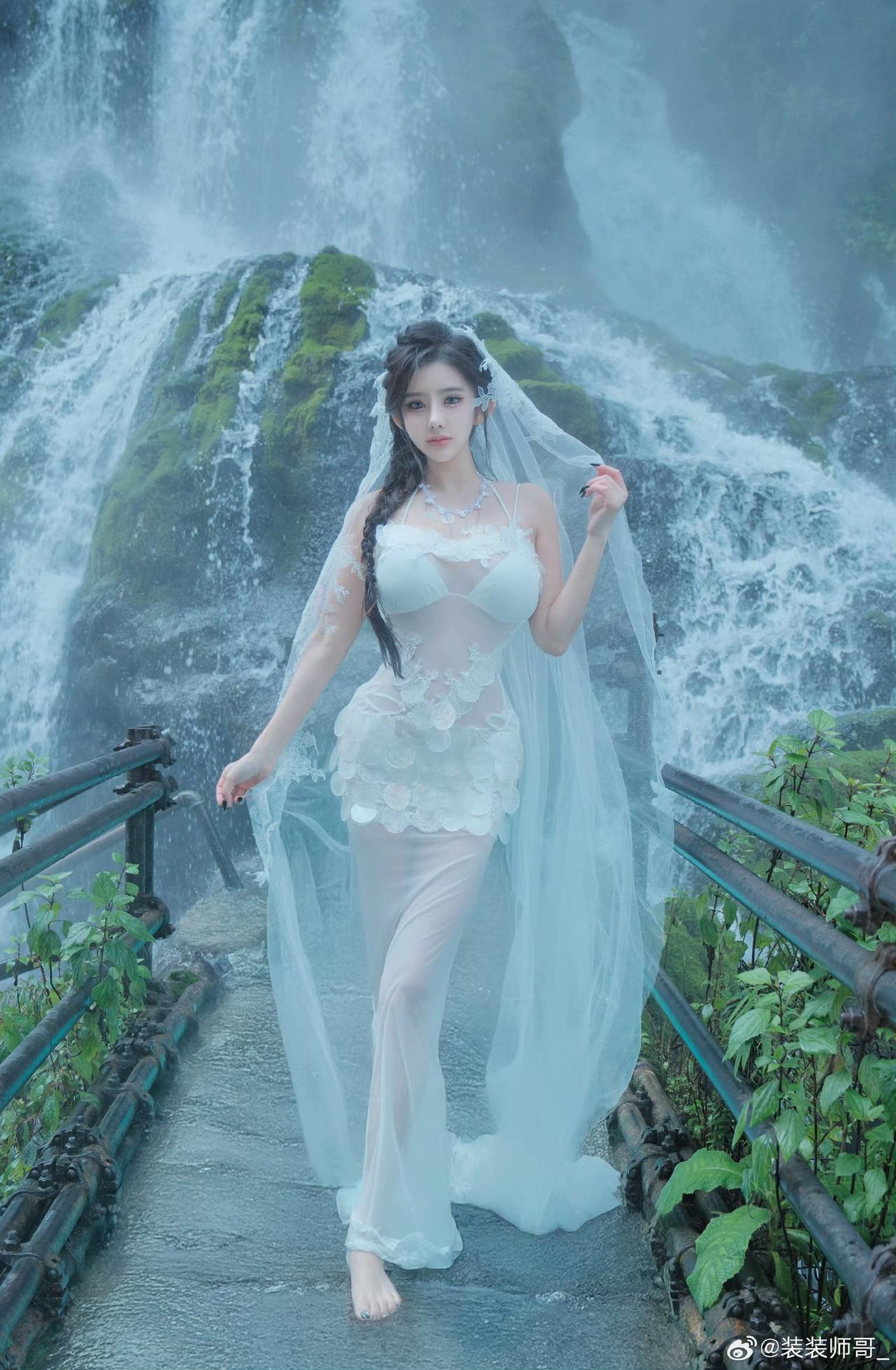 晒图笔记大赛美女穿搭写真