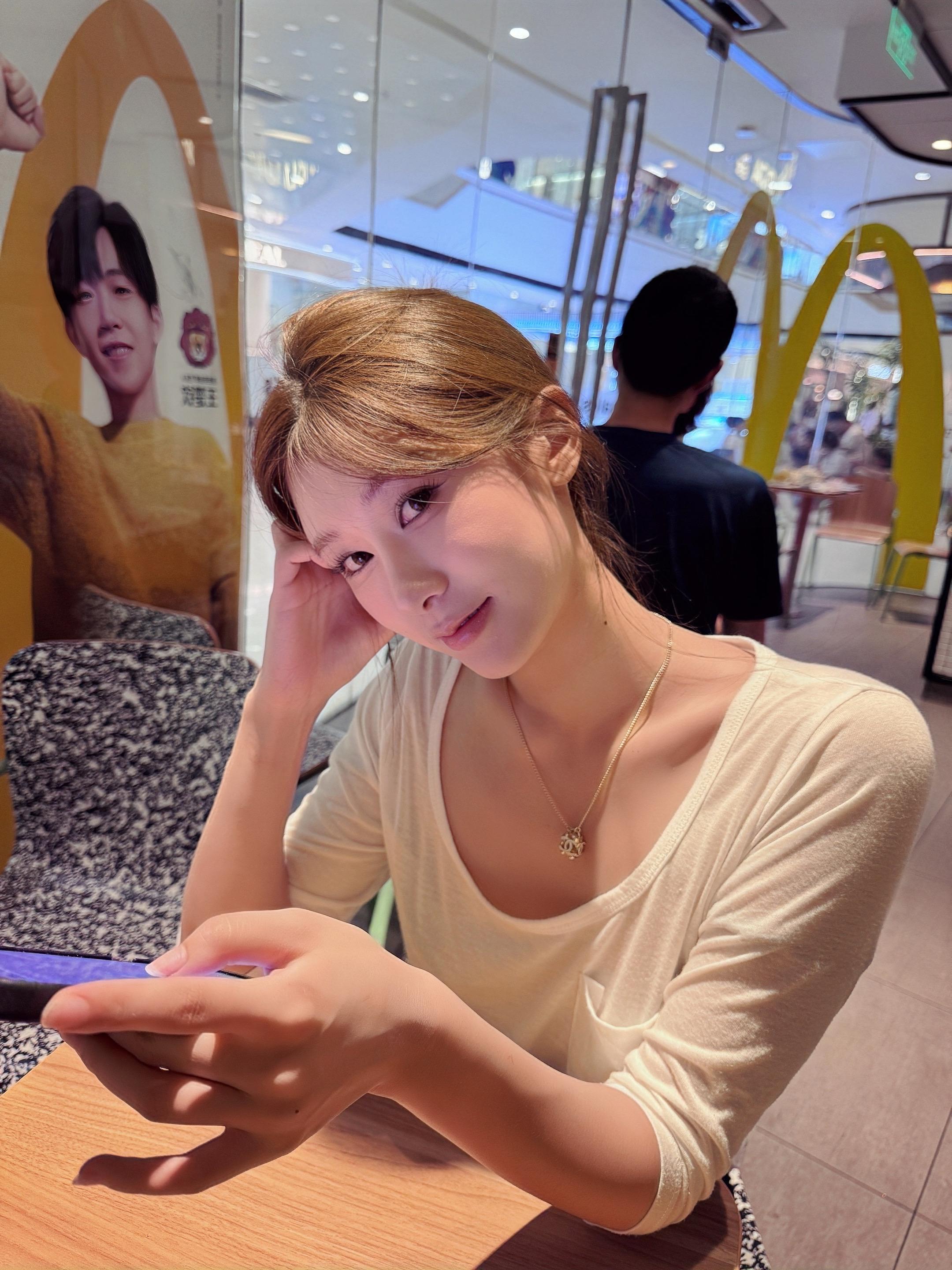 于是我决心走出这个雨季