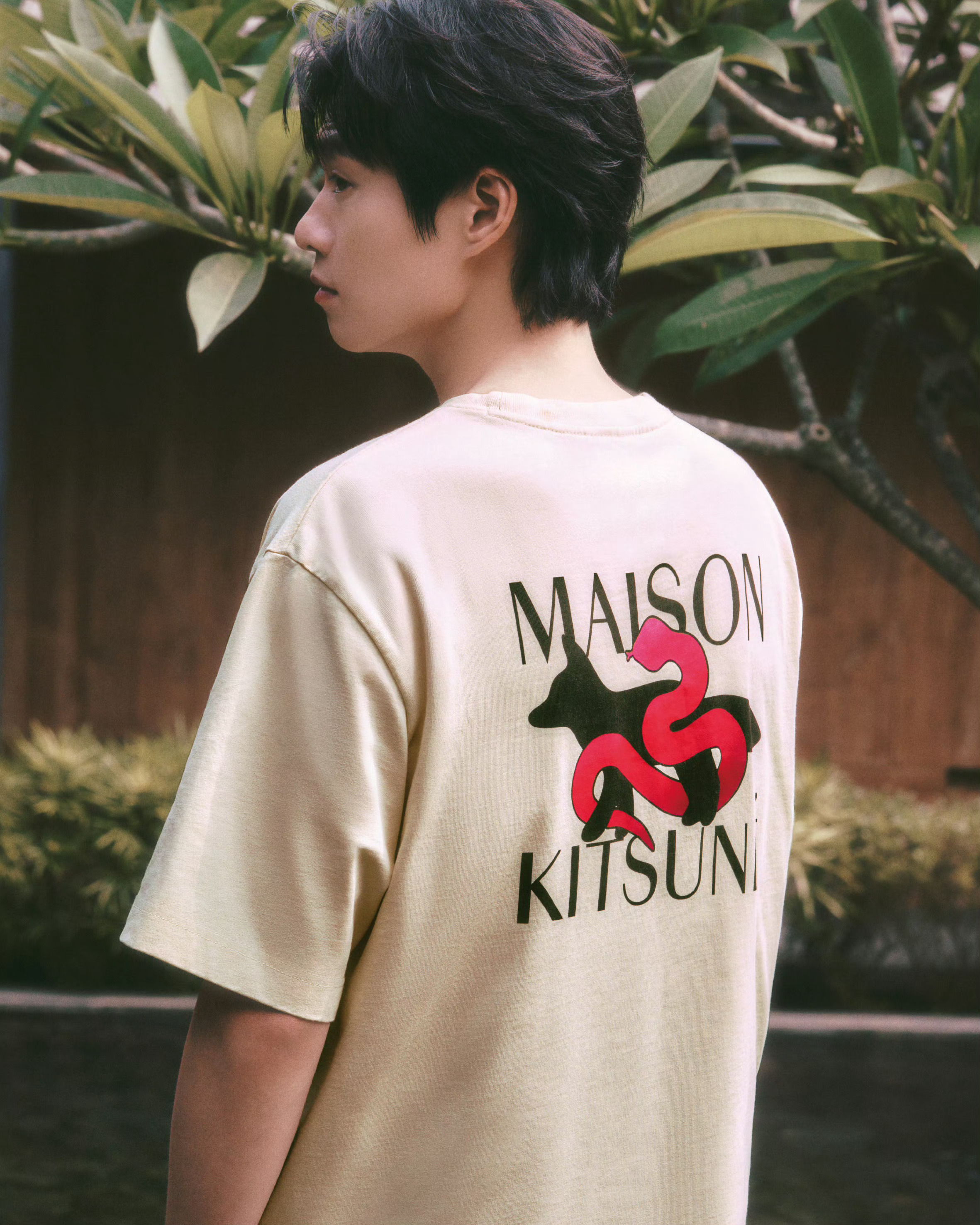 魏大勋 X Maison Kitsuné｜品牌代言人魏大勋出镜演绎Maison 