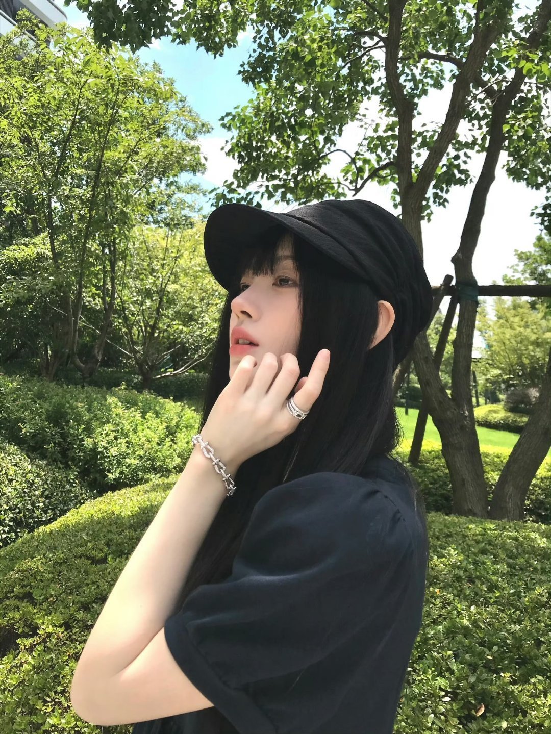 ins还有新图鞠婧祎抽抽乐销售额破823万