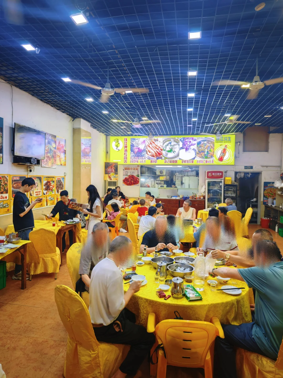 永远值得相信老登满座的店！