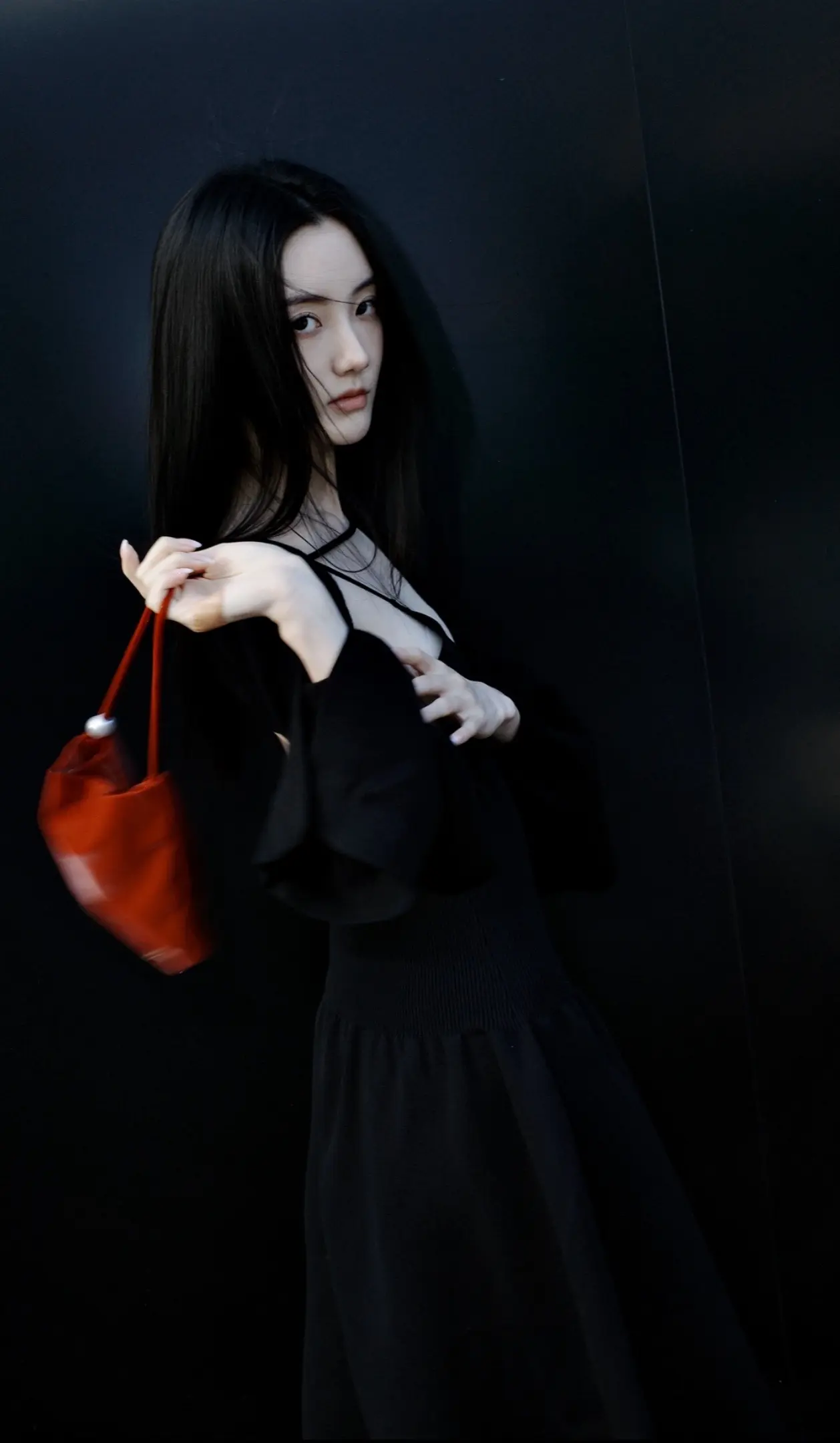 老婆们晚上好。