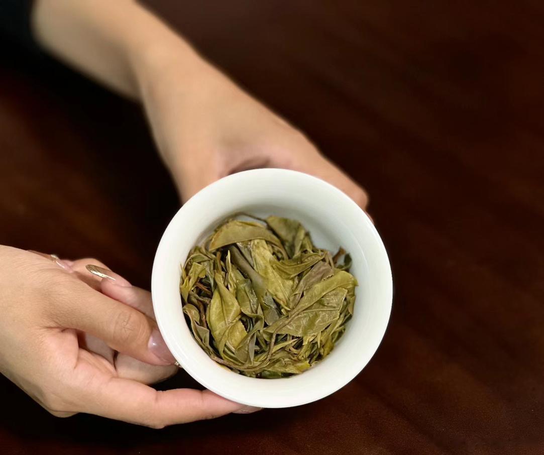 外向是生活所需，孤独是自我享受，在平淡的日子里寻找一些小美好。#夜茶“小冰岛”古