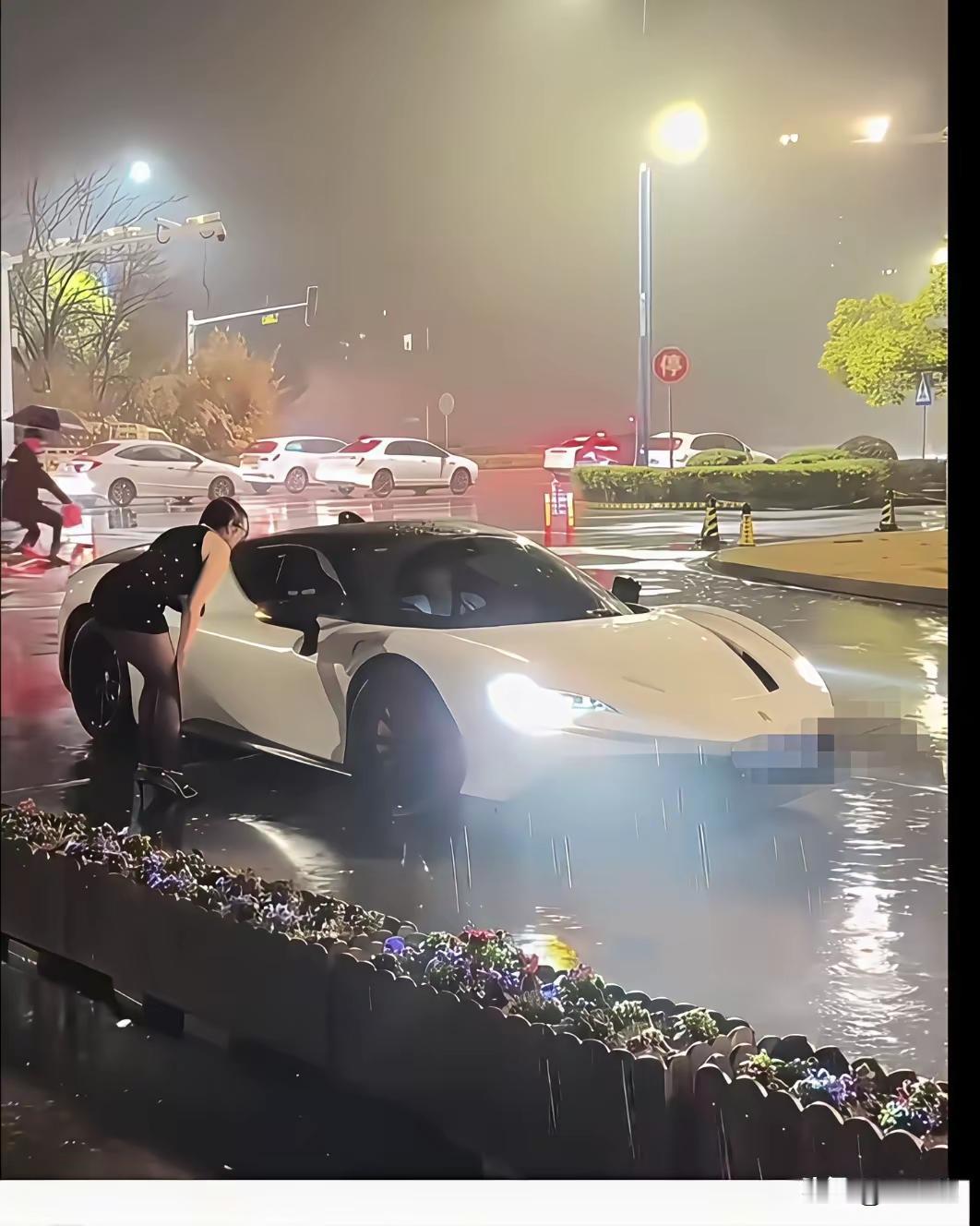 花香蝶自来！