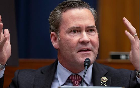 打完伊朗，民主党开始办正事：特朗普准备好被弹劾吧
当地时间周二，特朗普在社交平台