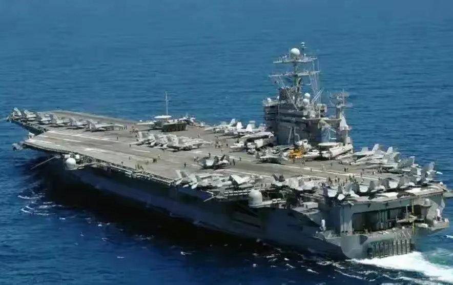 秦安：迟早会被击沉！“导弹袭击美国航空母舰”，已经发生了！央视权威消息，胡塞武装