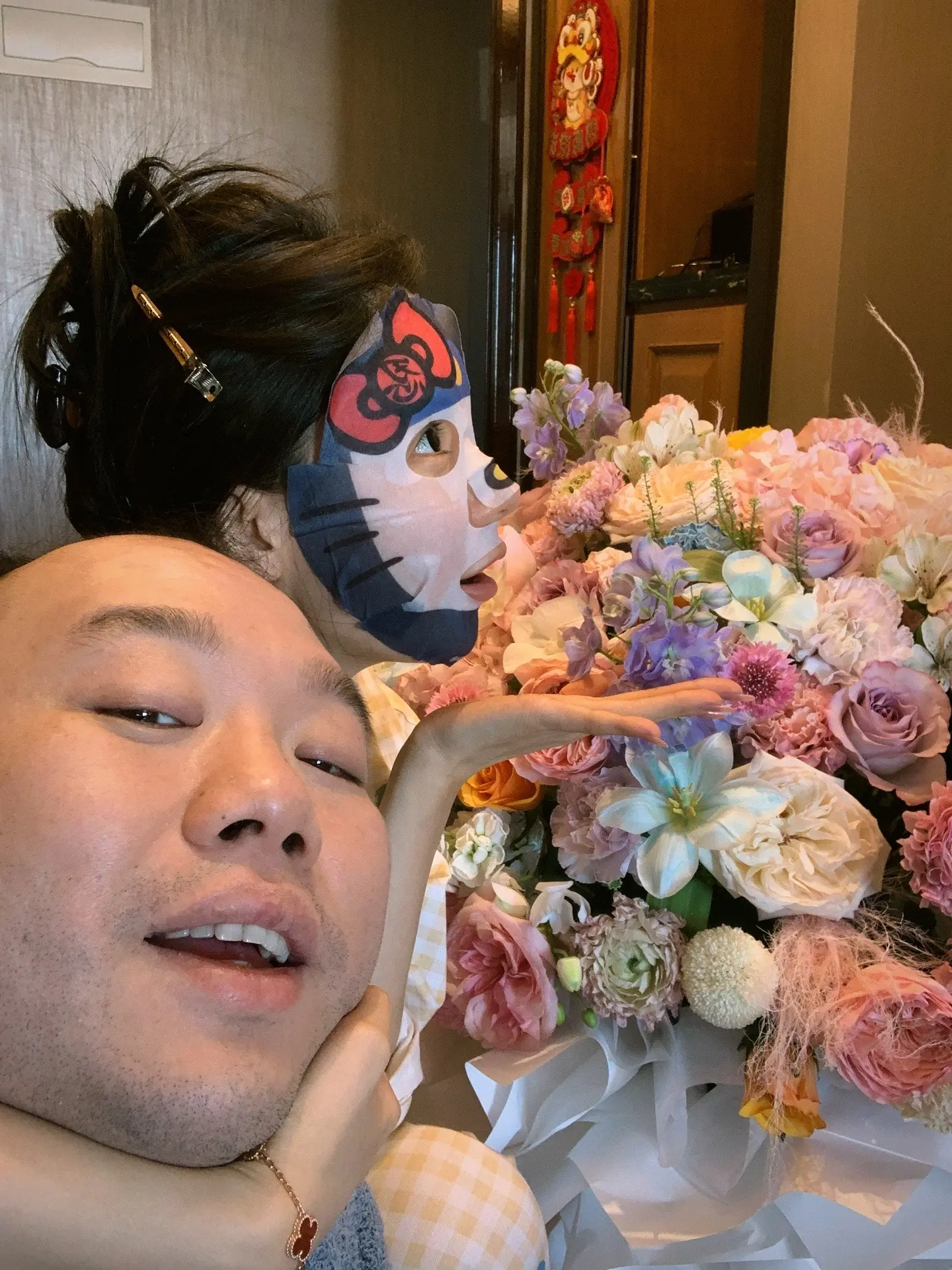 你说“不需要我精致 只需要我幸福”