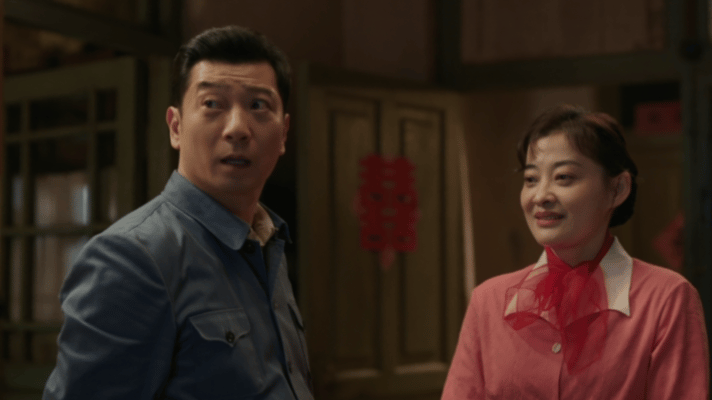 这才是过年宅家的正确打开方式赛场剧场看完你的看你的春节宅家不无聊，冰雪赛事与暖心