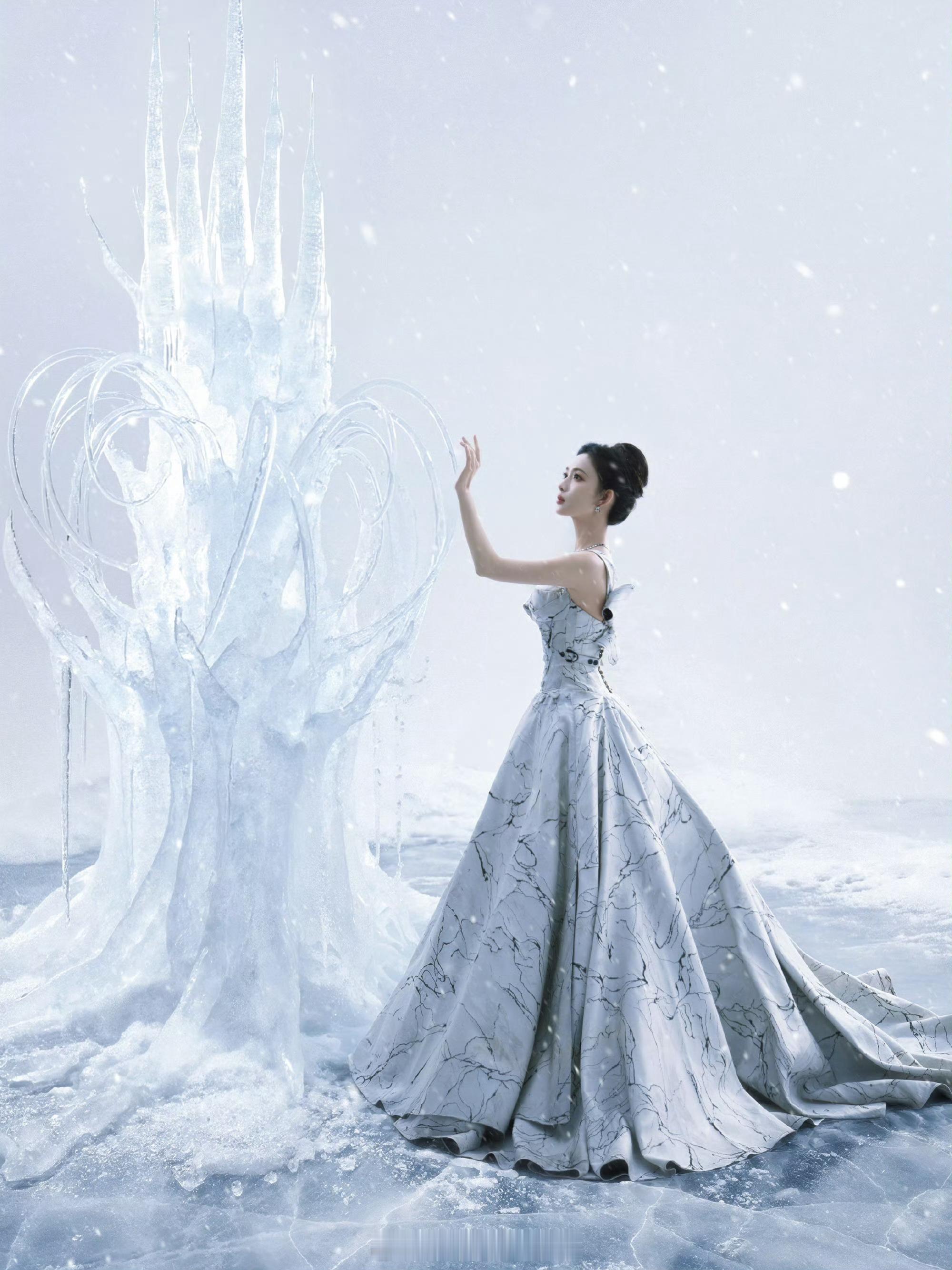 孟子义碎裂冰纹漫上裙角尖叫之夜孟子义出图尖叫之夜出图尖叫之夜孟子义出图，美到失语