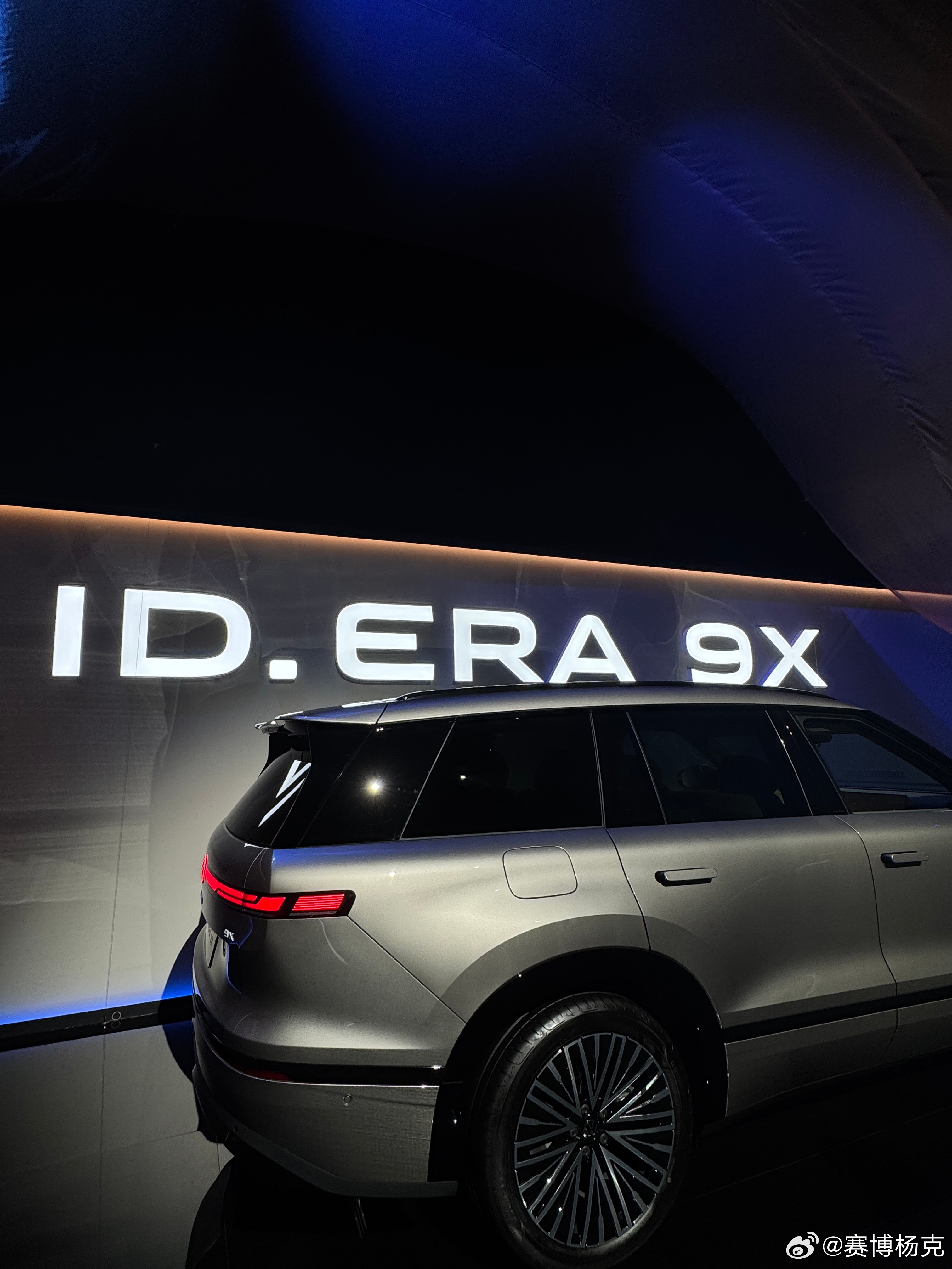 德系满级旗舰SUV，ID.ERA 9X今日开启预售A masterpiece o