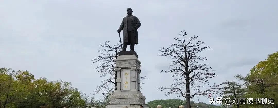 中华的文化能够拯救人类吗?老外半夜三点发疯求助：救救我们！就因中国人手里那个保温