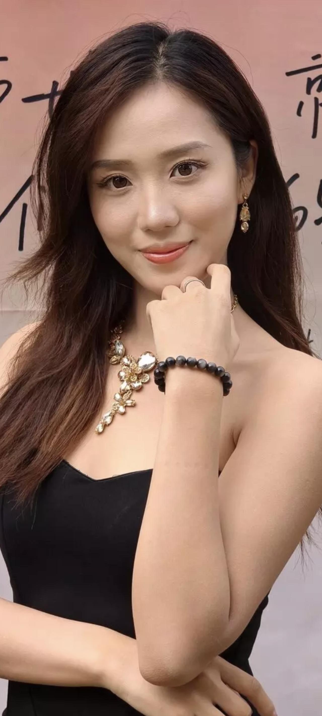 气质美女靓照赏析高清美女 写真