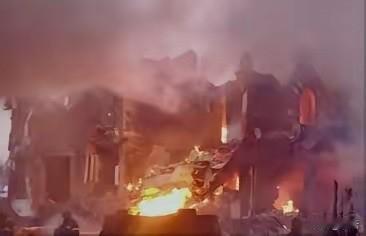 突发！俄罗斯发动大规模导弹袭击
​当地时间22日，乌克兰基辅州军政管理局通报称，