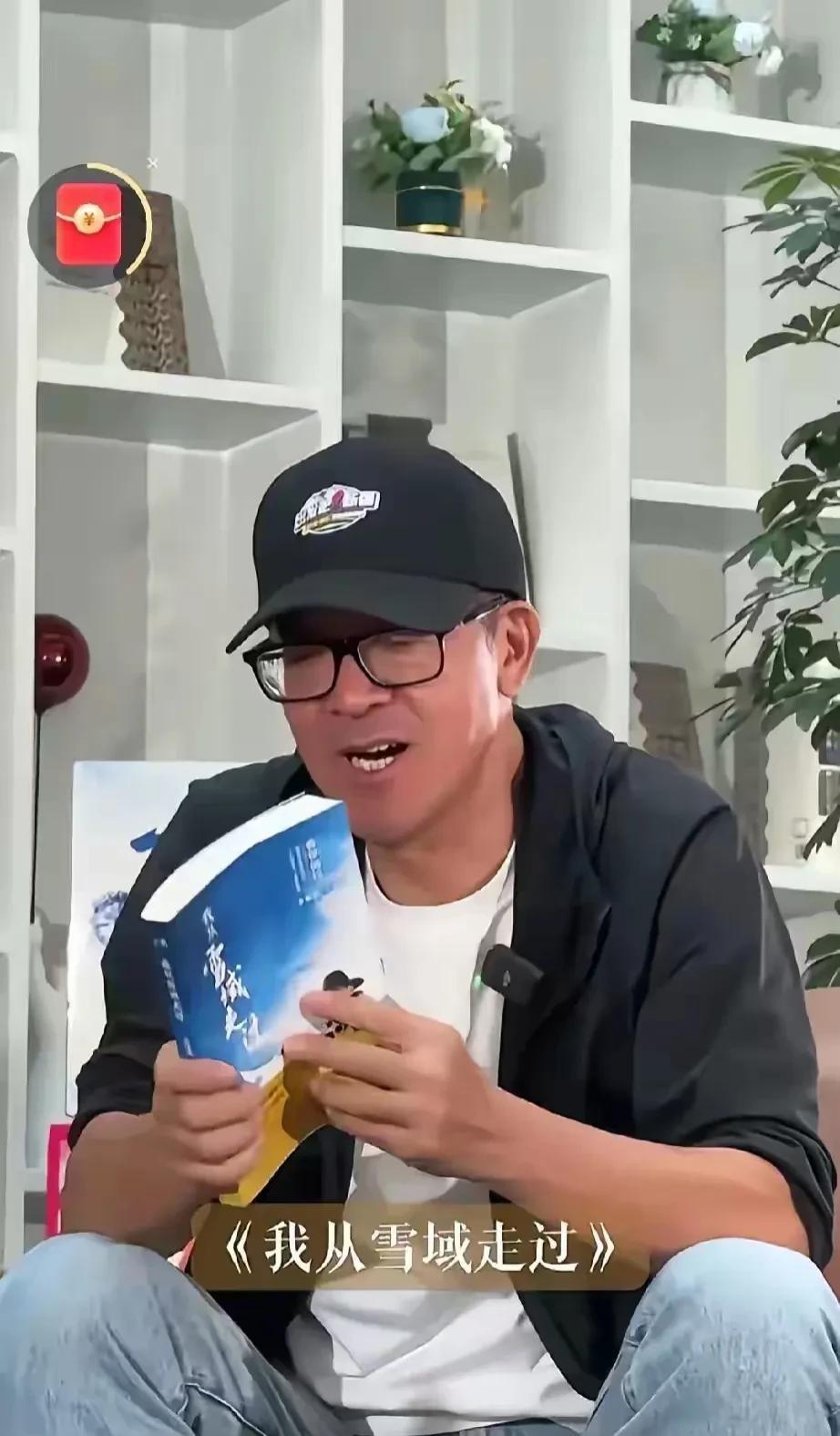 你们有没有想过，俞老师心里会不会有那么点后悔？
想想看，当年他最得心应手的助手董