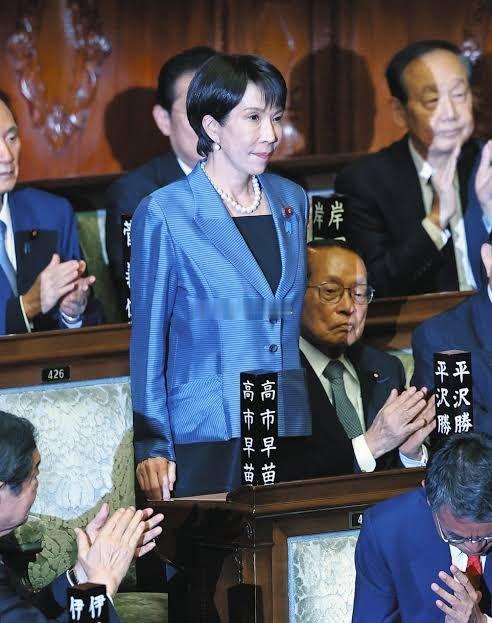 日本现在真是把国家形象的挂上倒挡，然后油门到底了，彻头彻尾的挑衅日本大佐归来