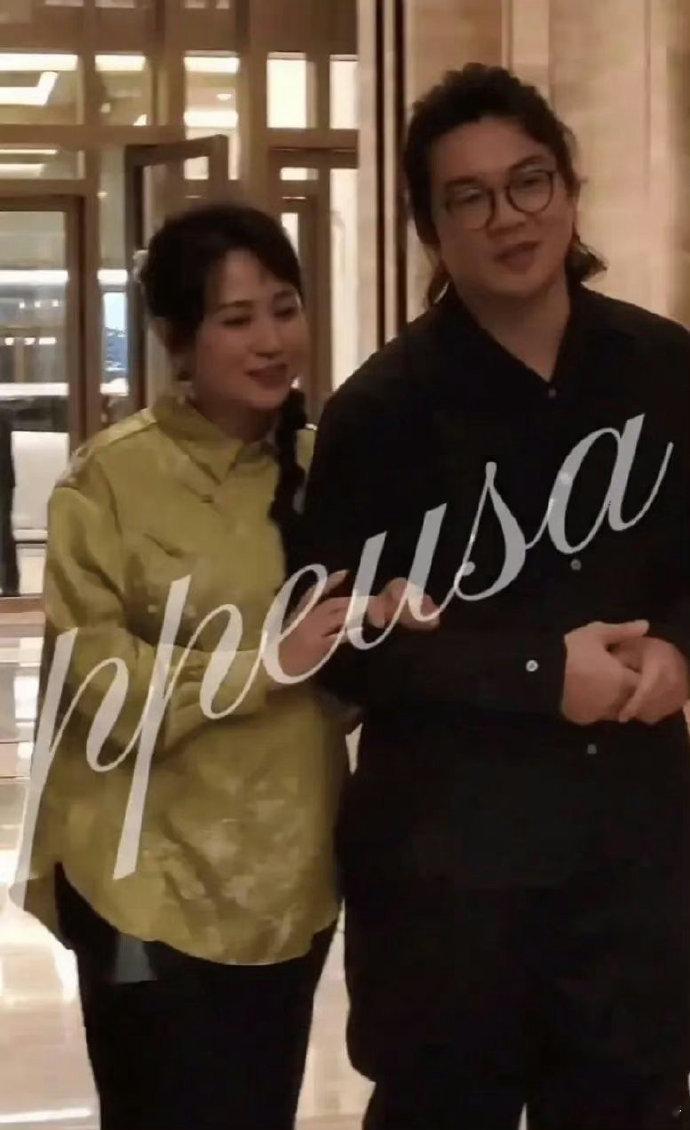 男人的花期是短哈[哈哈]马丽和许文赫结婚才5年，许文赫变化这么大，果然和沈腾是好