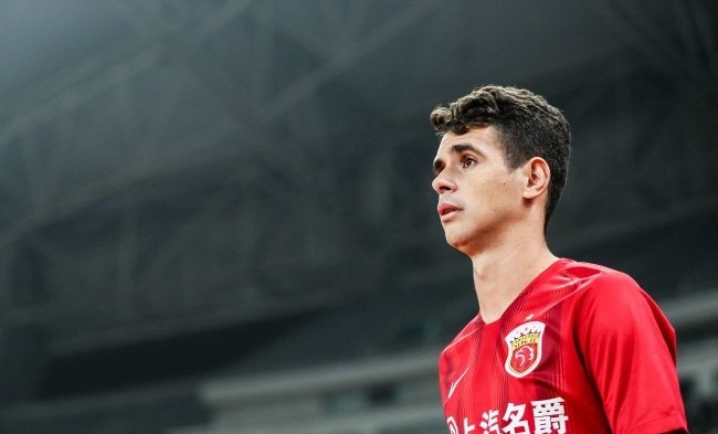 资产统计网站再次提及奥斯卡当年在中超豪赚1.85亿美元，这数字放到今天依然是触目