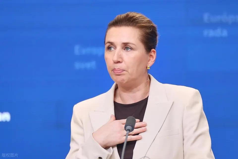 丹麦公开喊话中国
近日，丹麦把旅居台湾省民众的居留证、国籍、出生地全部登记成了中