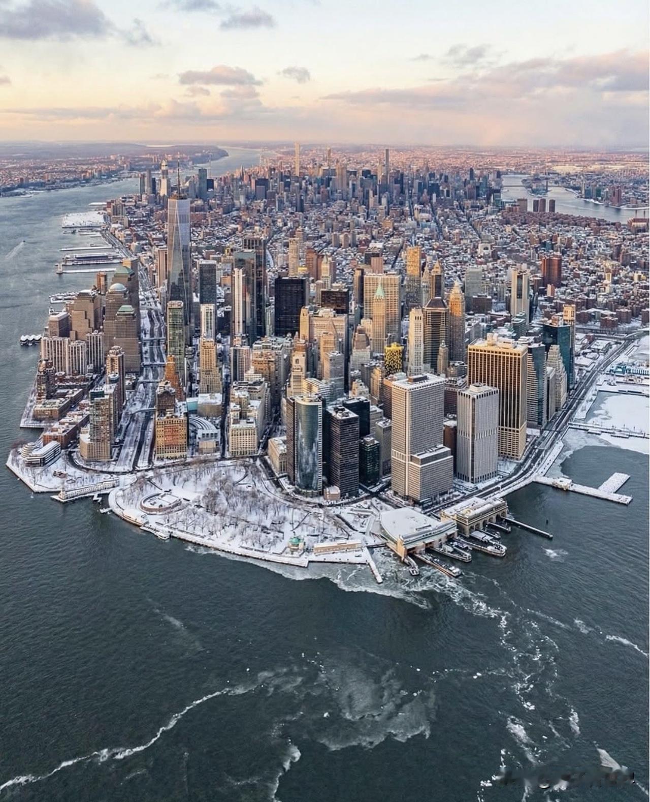 紐約，正在冰雪中的城市🌆
Frozen NYC🎄