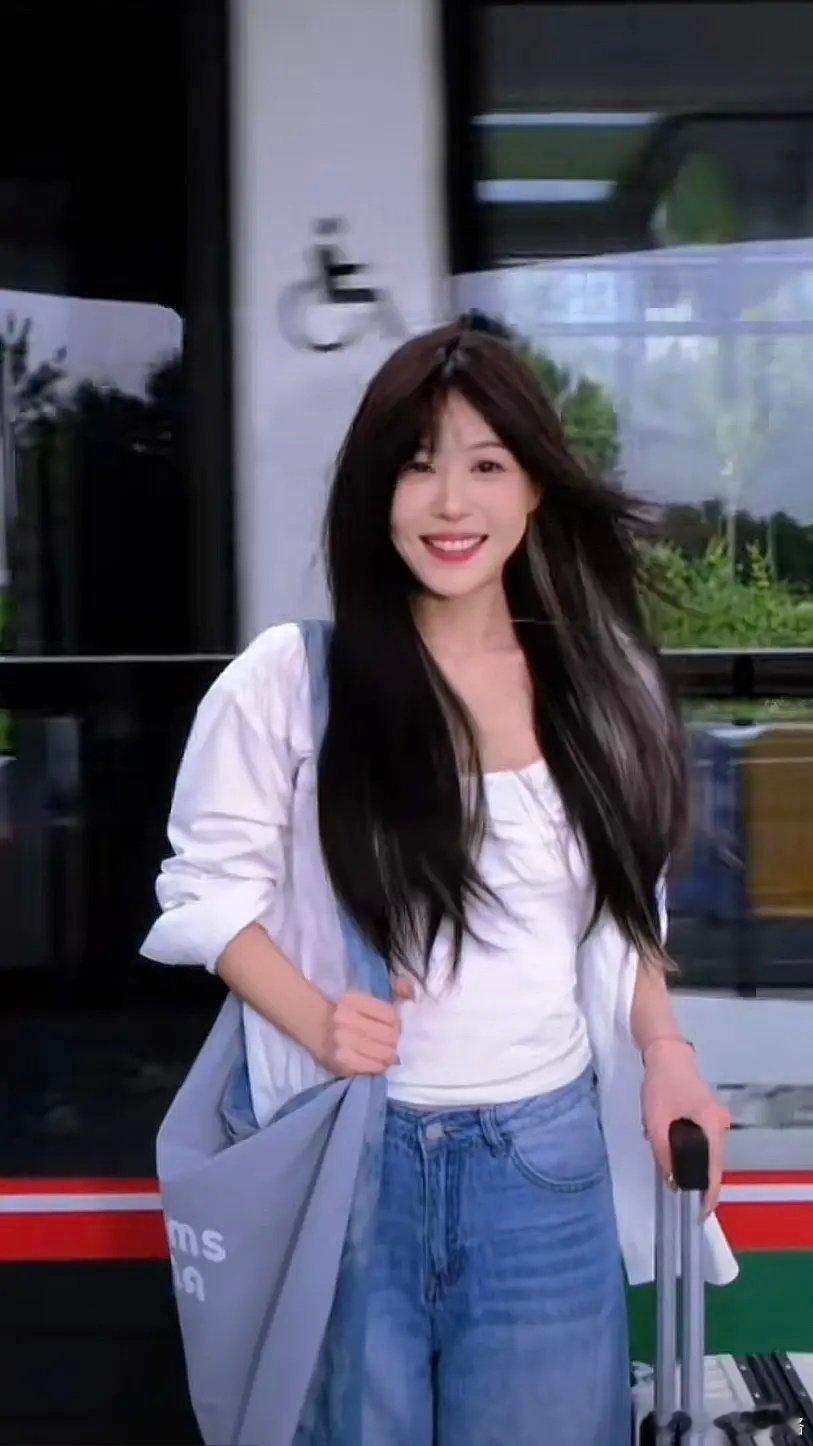 姐姐真是越活越有朝气 ​​​