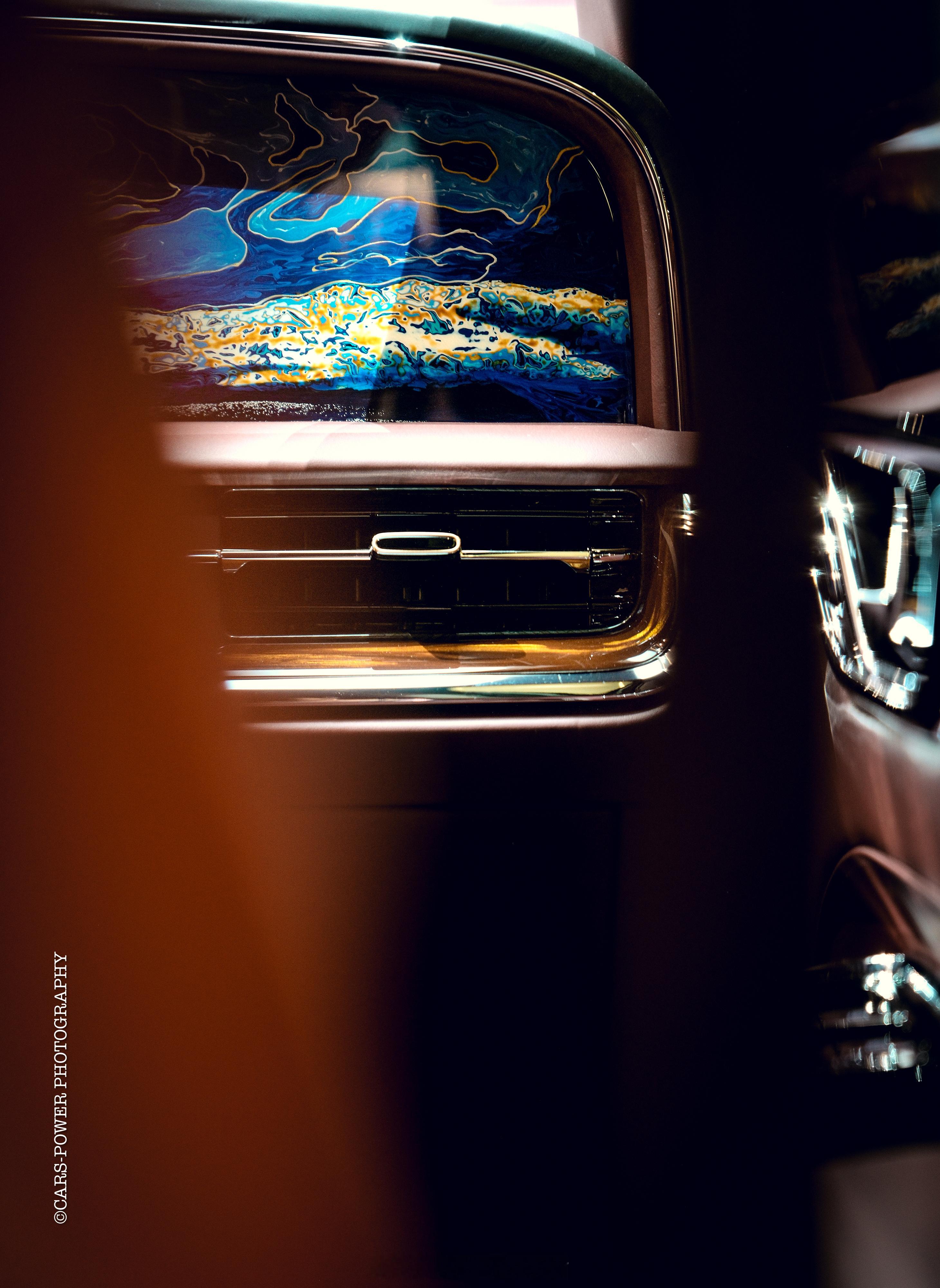 实拍📷📷📷千万级……最奢华的国产车内饰🚩🚩🚩红旗金葵花国礼🌻🌻?