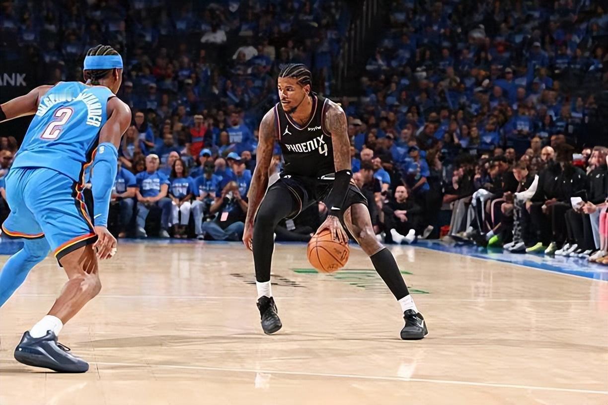 这次季后赛其实是杰伦-格林证明自己实力的绝佳机会。格林在火箭待了4年都没有打出名