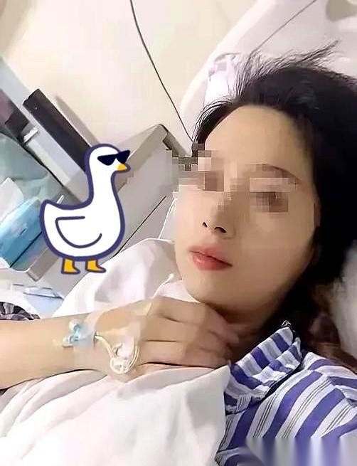 一个女的，因为车爆胎住进了医院。几天后，她攥着一张带有精斑的卫生纸和一部手机，冲