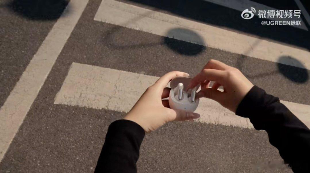 品质新体验数码选绿联惊喜联接无限美好   和绿联一起与美好相联一直以来，我都在寻