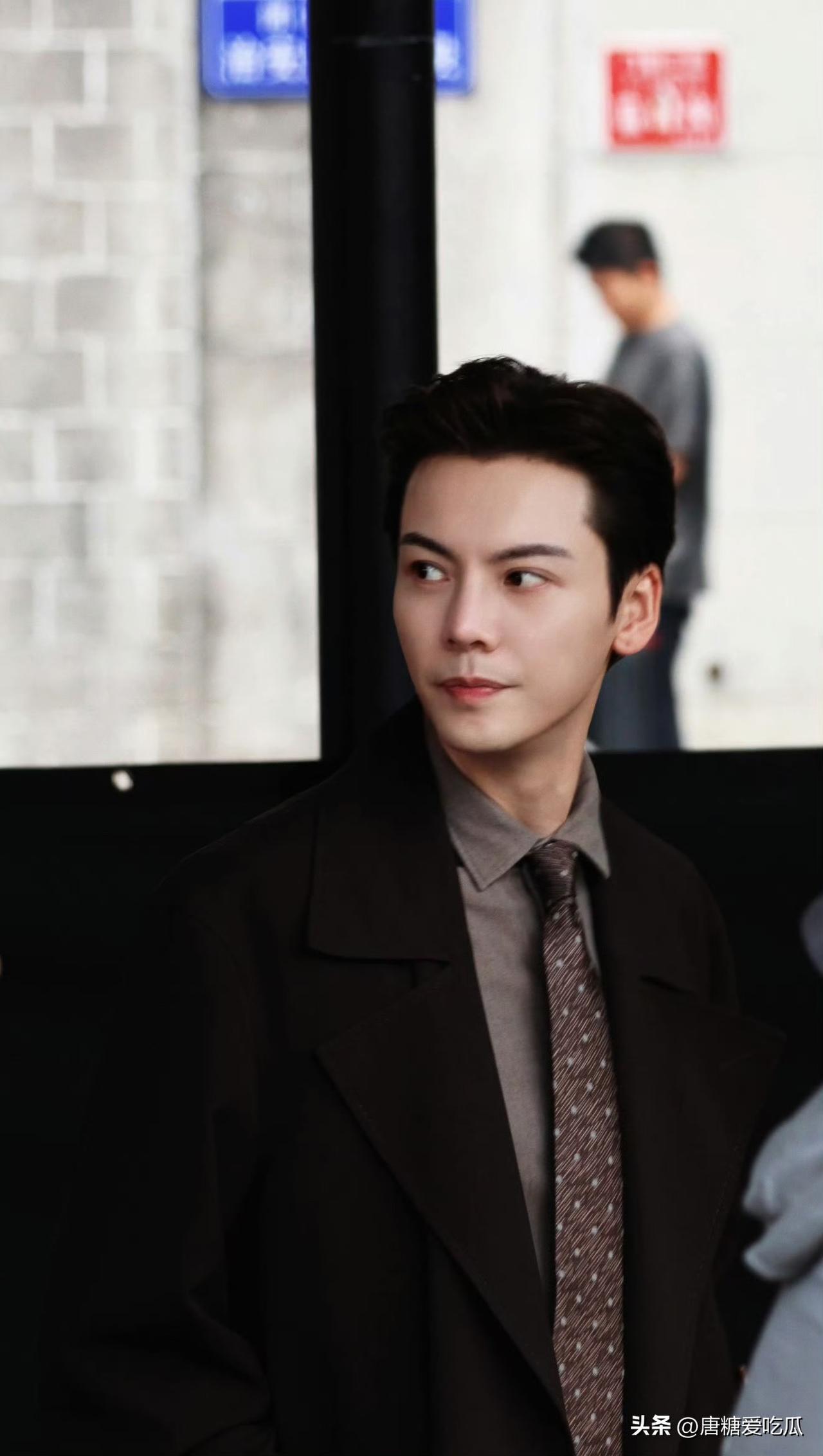 一个郑恺
一个陈牧驰
陈伟霆的含金量还在上升
今年郑恺公开晒三胎，陈牧驰官宣生子