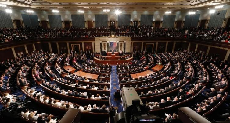 35亿美元砸下去，菲律宾拿了钱就闹事

怪不得菲律宾这几天又开始在南海上蹿下跳，