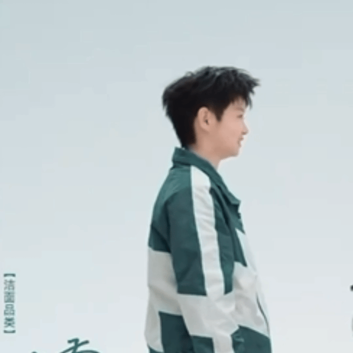 就是那个白象那么多箱子，快递员能不能不要给我放顶上，我根本拿不到，呵呵 