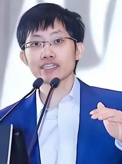 中美差距到底有多大？

​梁文锋毫不避讳、一针见血地回答：“表面上中国 AI 与