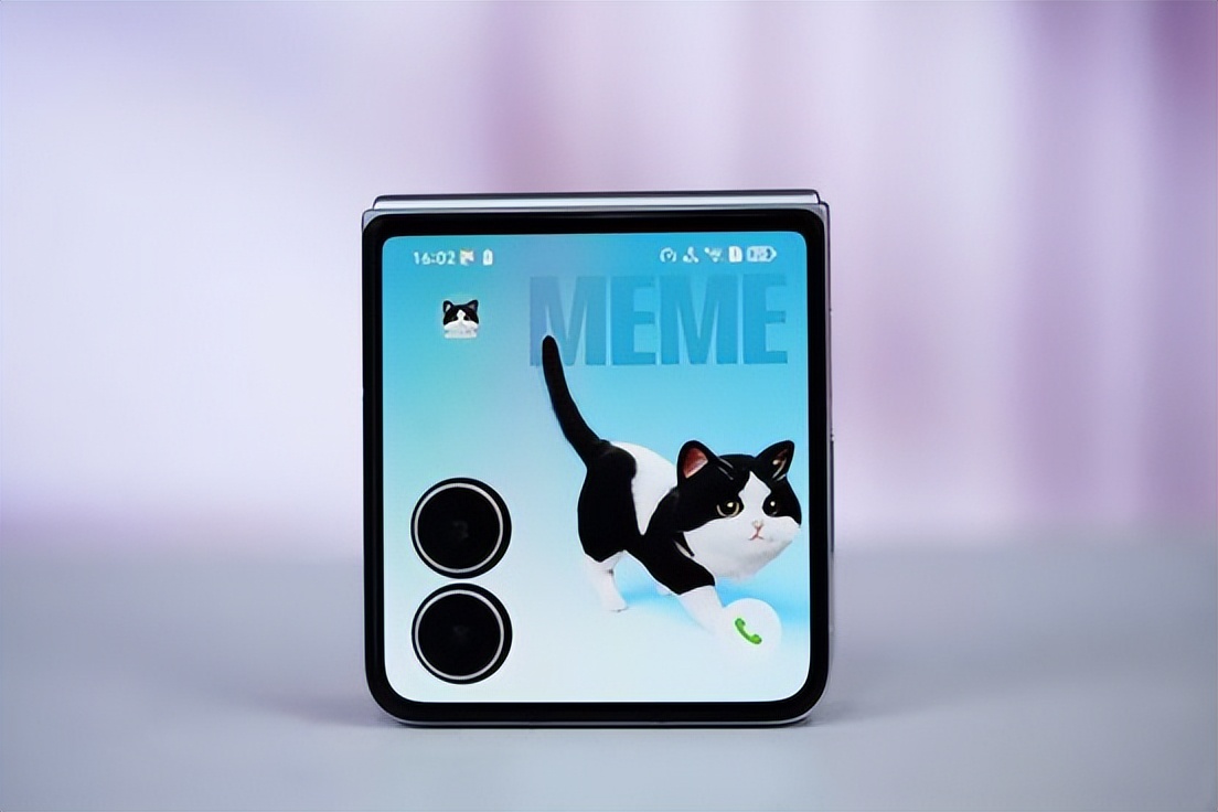 荣耀Magic V Flip2评测：行业唯一2亿像素照亮你的颜值