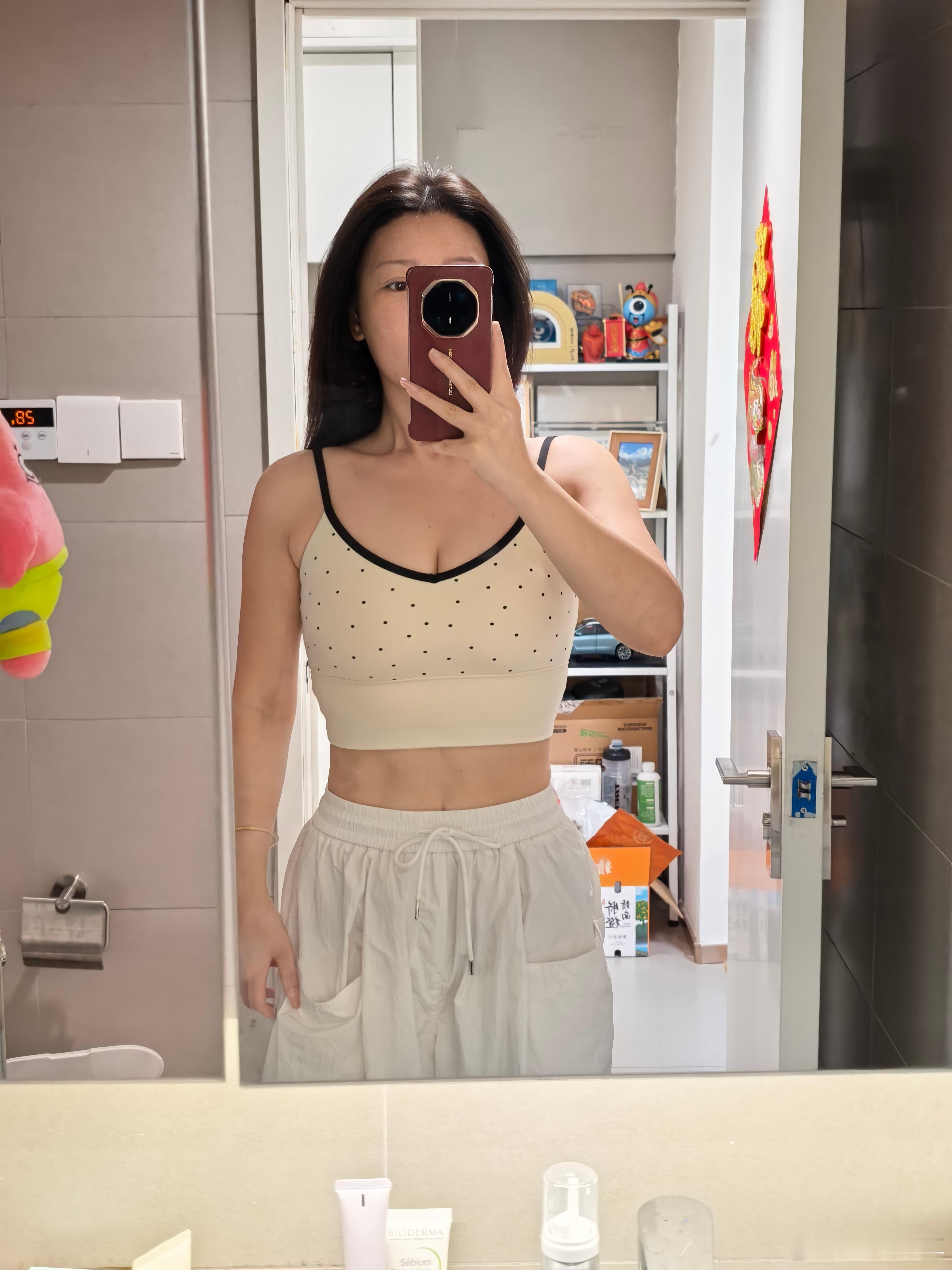 练了几天，感觉不吃晚饭，早上起来最明显[偷笑] ​​​