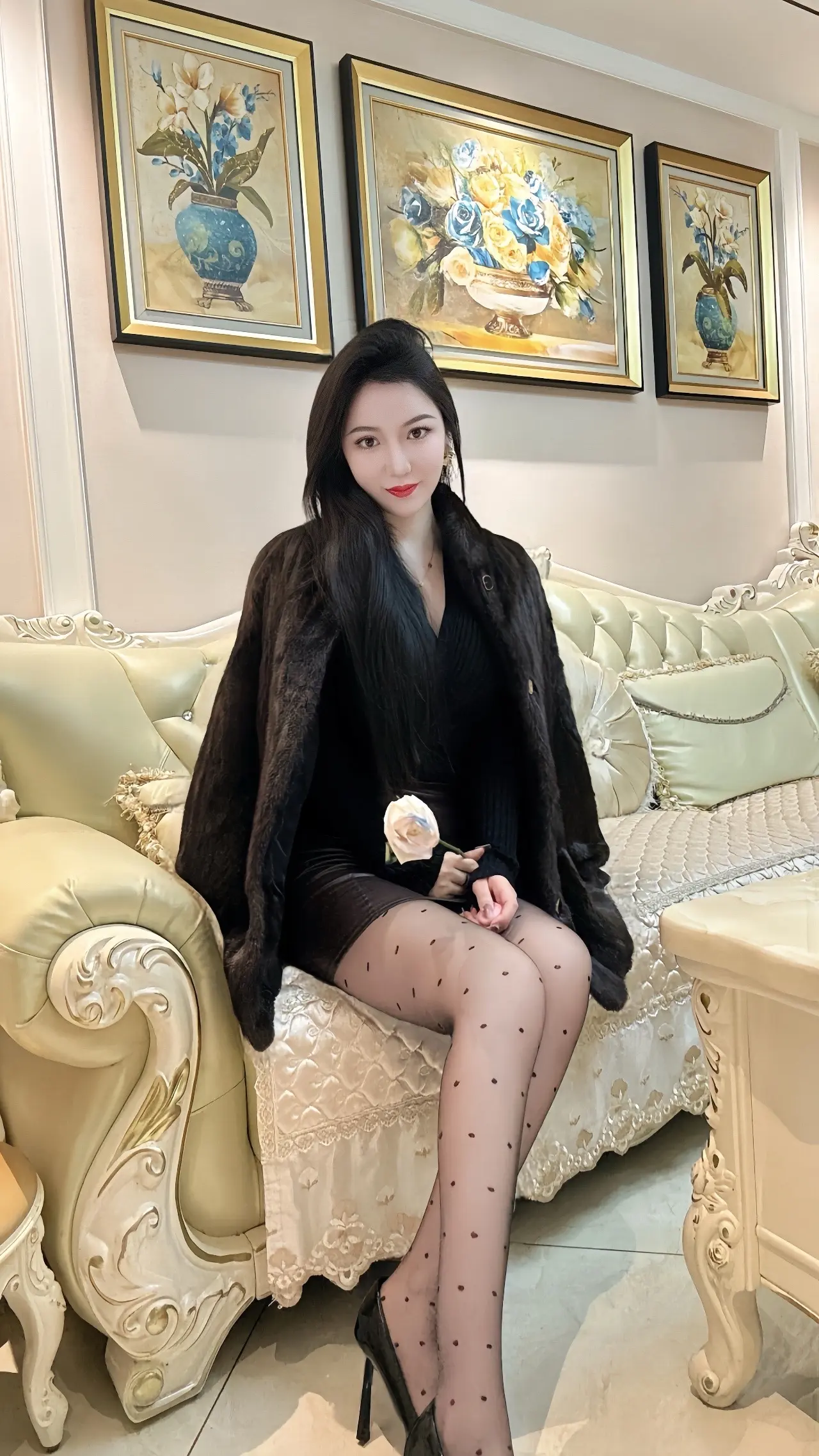 娶妻当娶于凤至，嫁人不嫁张学良。世间再无于凤至，满城皆是张汉卿。