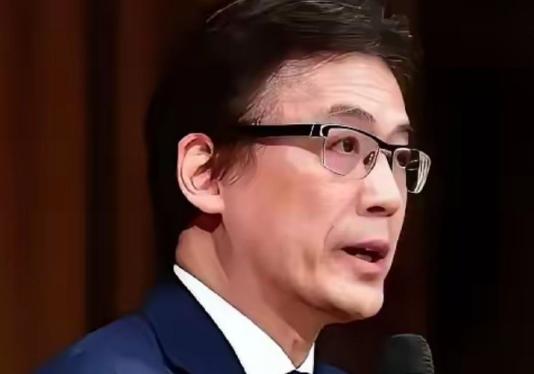 日本大臣这话给我整笑了！
他说中日之间不可能发生战争，因为一旦中国占领了日本，那