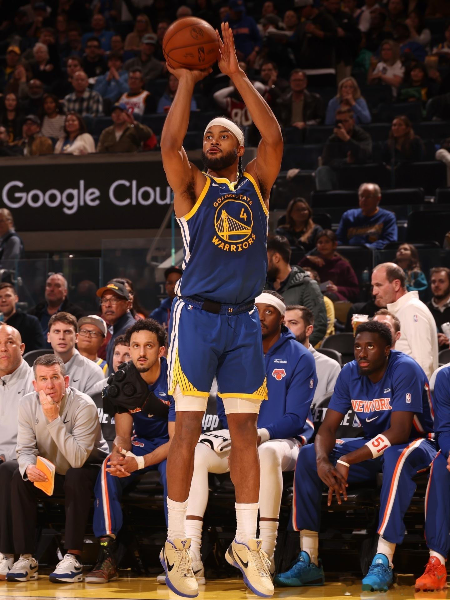 我发现不是偶然，穆迪投篮时确实老是这种表情新赛季篮不住