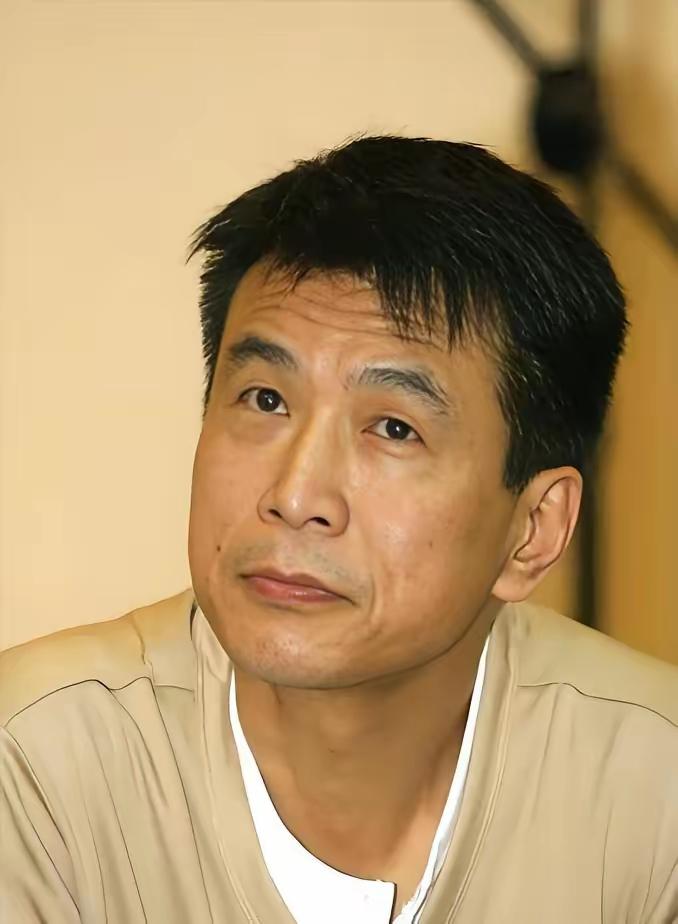 他叫什么名字不一定有人知道，但只要说出他扮演过的一个人物相信没有人会不认识的，他