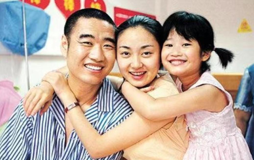 2006年，歌手丛飞身患癌症去世，停止资助了183名贫困儿童，家长打电话来质问: