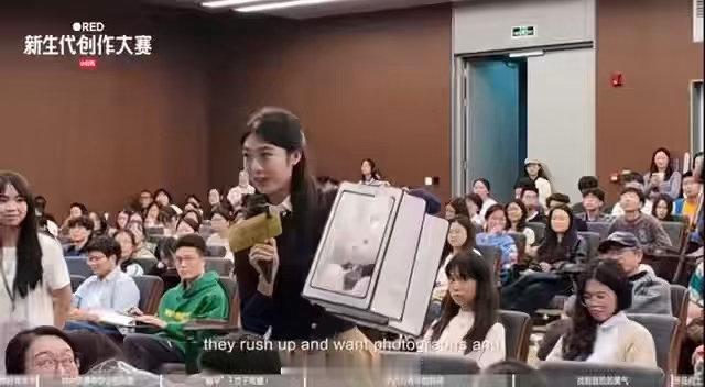 剑桥教授说中国年轻人比西方更有思想剑桥教授说中国年轻人像竹子一样 竹不争春，春自