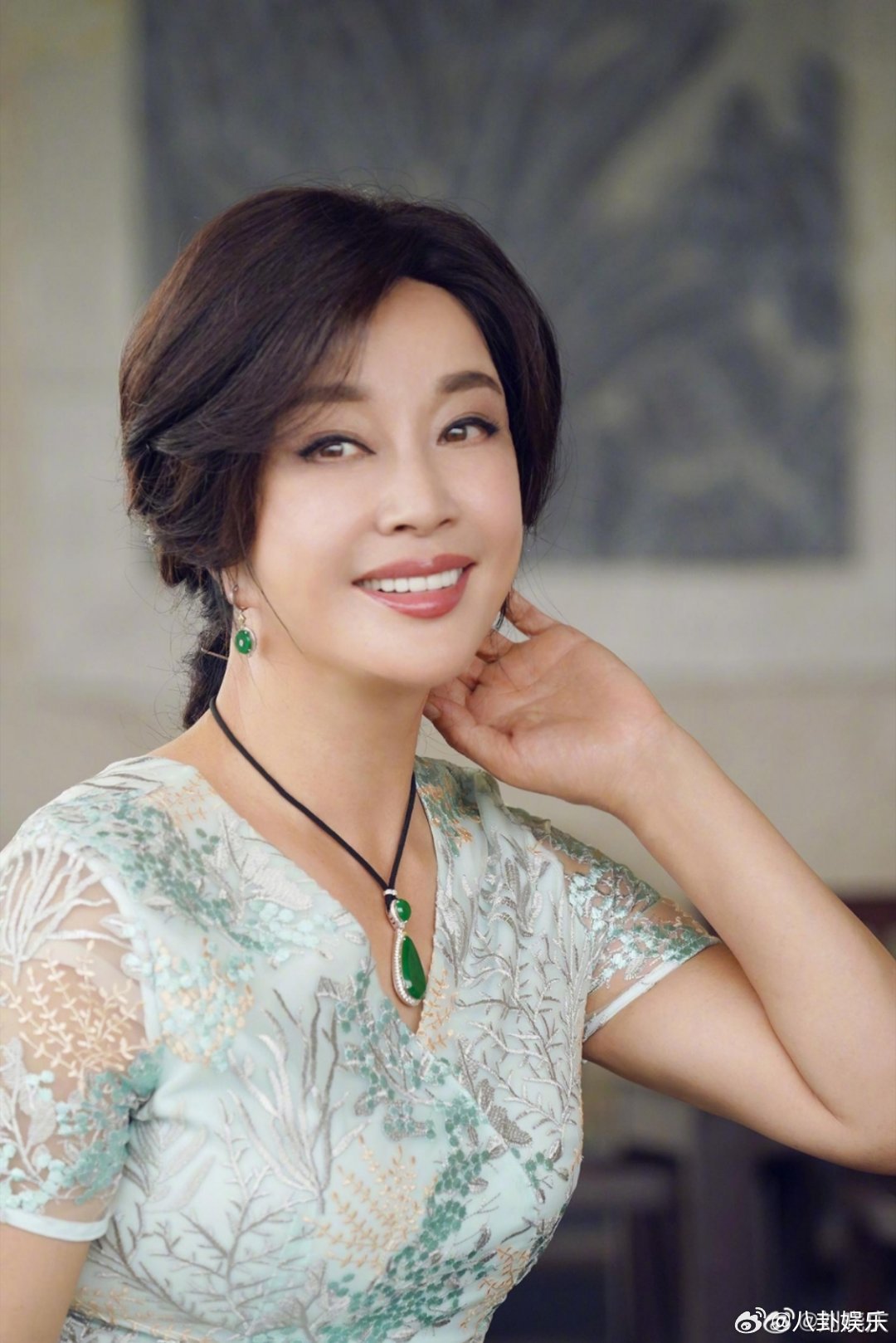 造谣刘晓庆去世的是她外甥刘晓庆第七次“被死亡”直指幕后是亲外甥！靖然借境外账号造