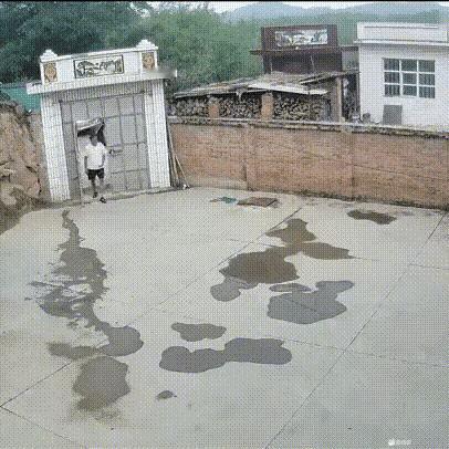 不能看晚上的，吓死人了[捂脸]