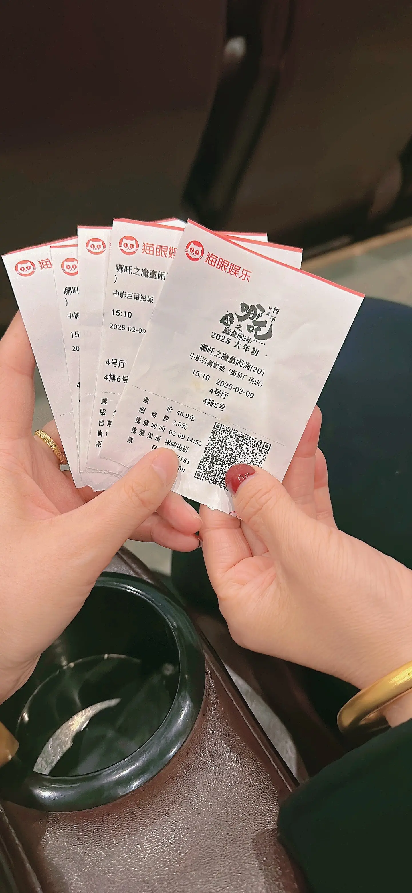 主打陪娃🥰🥰巨款买了一件自己特别喜欢欧根纱真丝小衫🙈🙈🙈